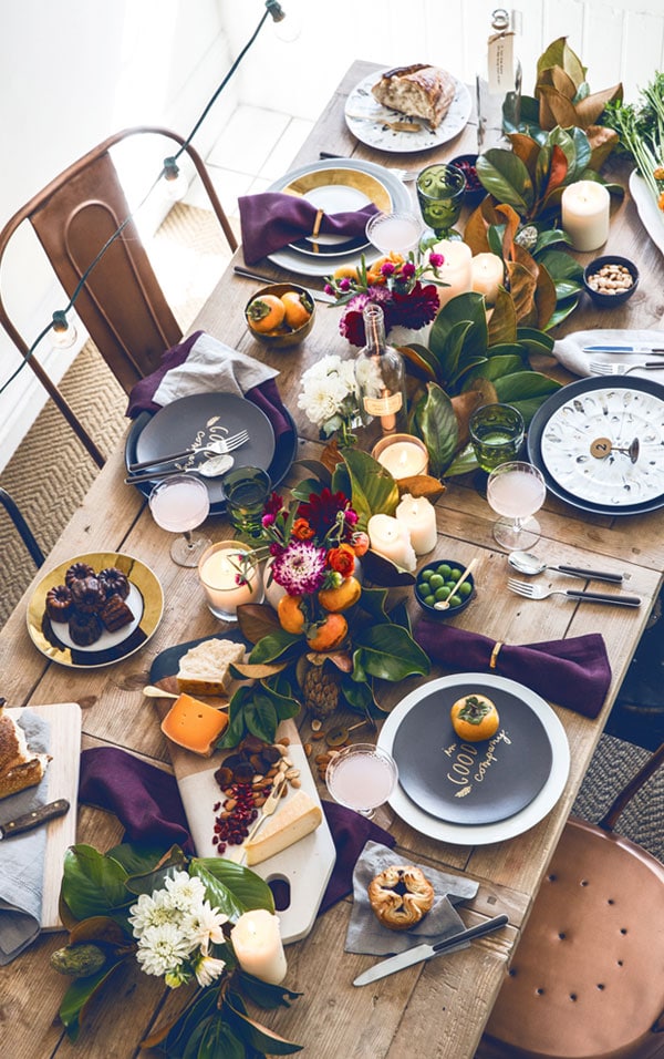 27 Gorgeous Thanksgiving Tablescapes | Bright and Colorful Table Decor