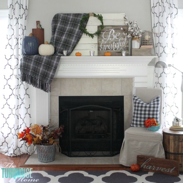 Plaids, neutrals and a few pops of autumnal color bring this message of gratitude home. I love the sweet reminder to be grateful this season - and always! | Grateful Fall Mantel | Details at TheTurquoiseHome.com
