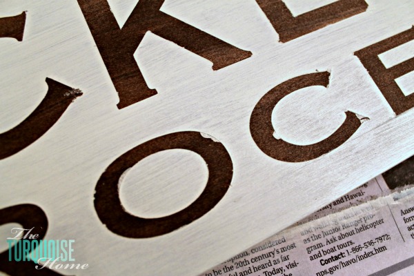 How to make a hand painted sign with a silhouette cameo | TheTurquoiseHome.com