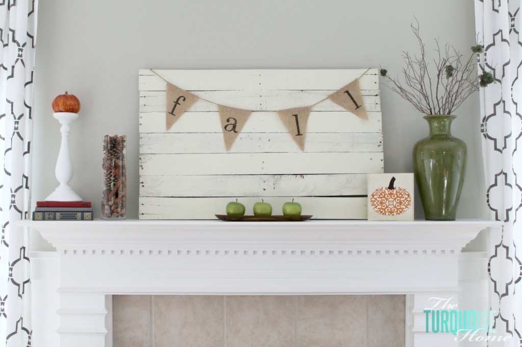 Planked Pallet Fall Mantel | The Turquoise Home