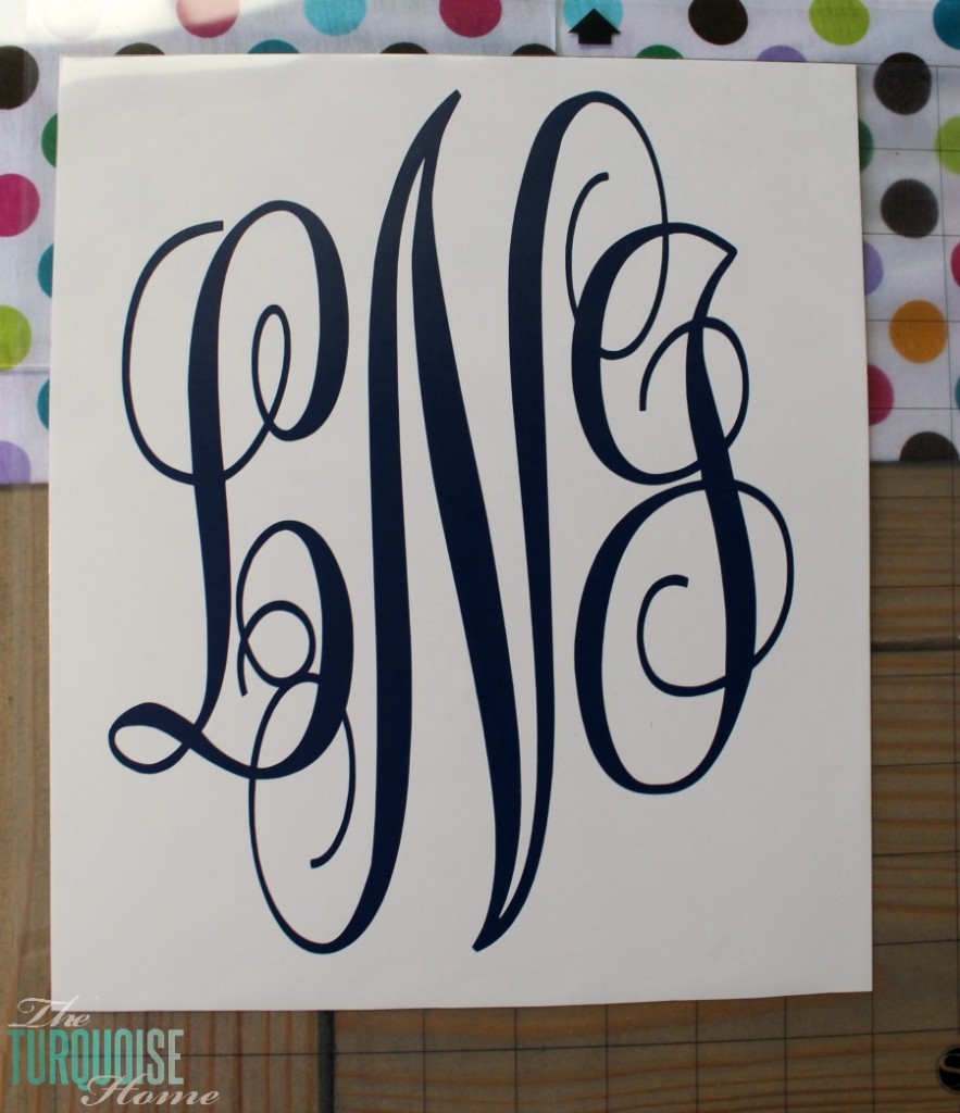 How to Create a Simple Vinyl Monogram {A Silhouette Tutorial for Beginners}