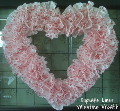 Cupcake Liner Pink Heart Wreath