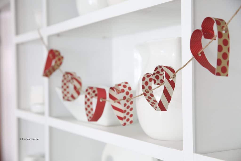 DIY paper heart garland