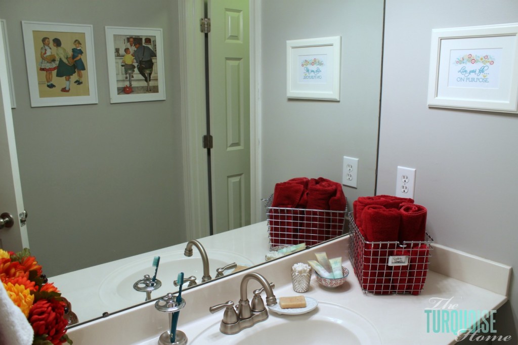 Traditional-Americana Guest Bathroom Update: painted walls, cabinets, new hardware and a punch of color!