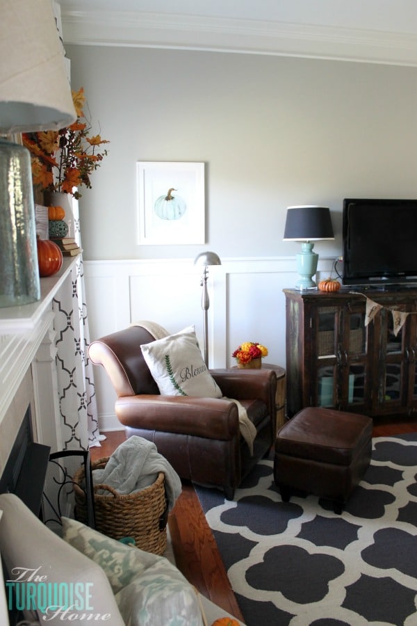 Turquoise and Orange Fall Home Tour | TheTurquoiseHome.com