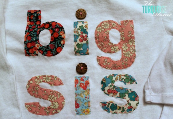 DIY Big Sis and Lil Sis T-shirts | TheTurquoiseHome.com