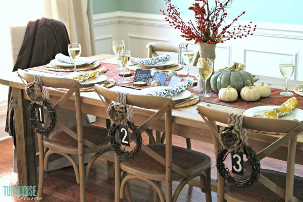 27 Gorgeous Thanksgiving Tablescapes | Rustic and Simple Fall Table