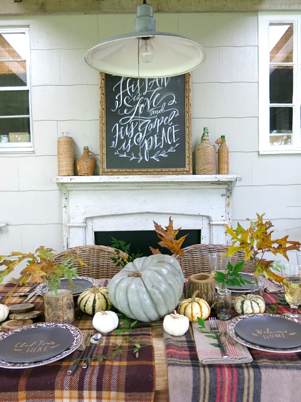 27 Gorgeous Thanksgiving Tablescapes | Plaid, Natural and Rustic Fall Table