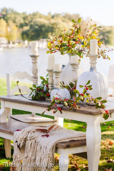 lily-pad-cottage-lake-thanksgiving-table