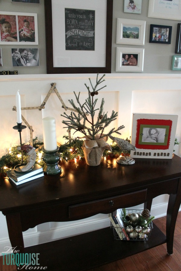 Simple Winter and Christmas Decor in the Living Room | TheTurquoiseHome.com