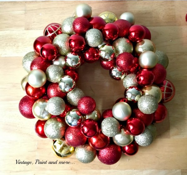 10 DIY Holiday Wreaths | The Turquoise Home