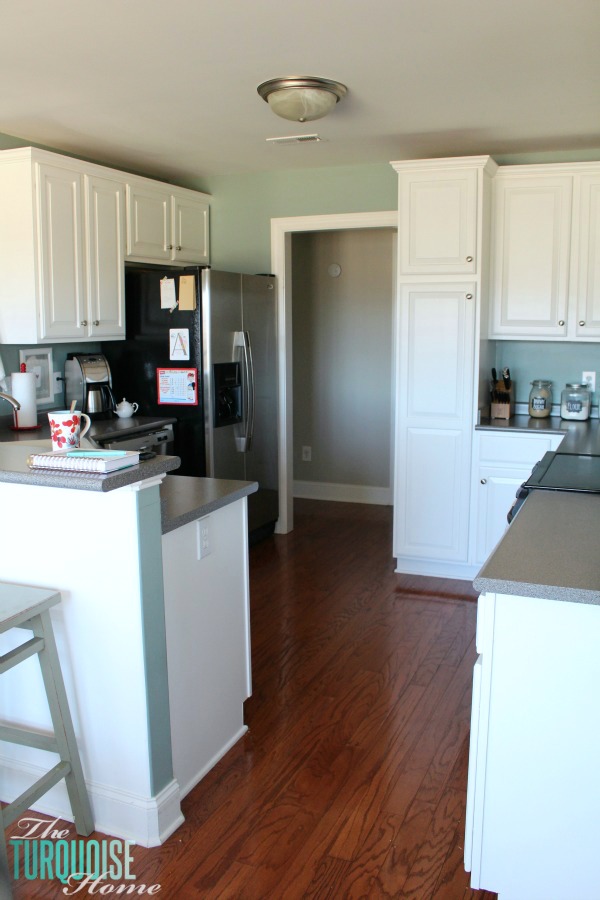 DIY Painted Kitchen Cabinets with Benjamin Moore Simply White 