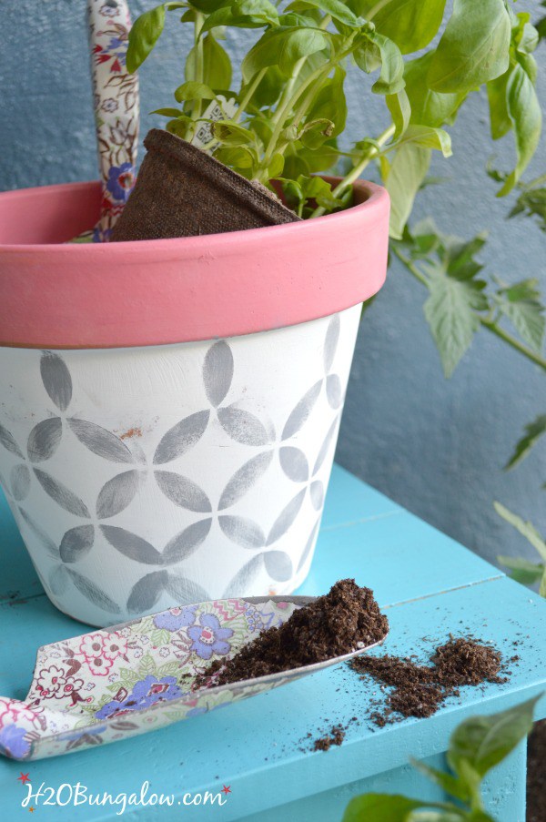 Spring Stenciled Planters