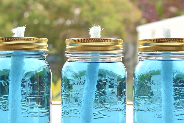 DIY-mason-jar-citronella-candles