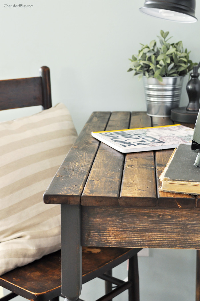 DIY Farmhouse Writing Desk