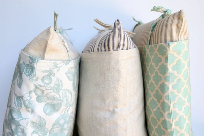 DIY Farmhouse Style Pillows