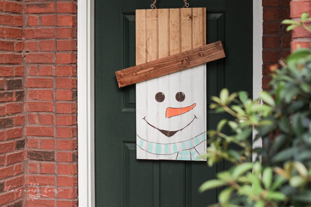 DIY Rustic Snowman Door Hanger #dihworkshop