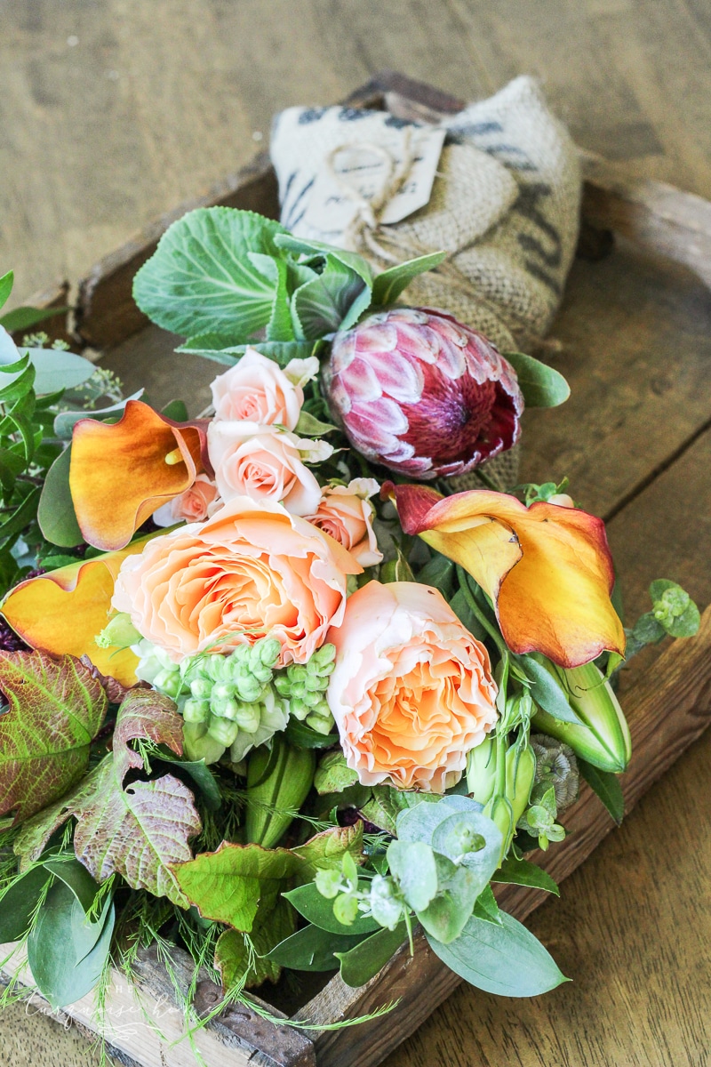 A Farmgirl Flowers Fall Tablescape Is Absolutely Stunning