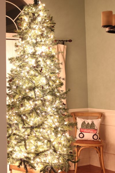 BIG TIP! How to put lights on a Christmas tree so that it GLOWS!