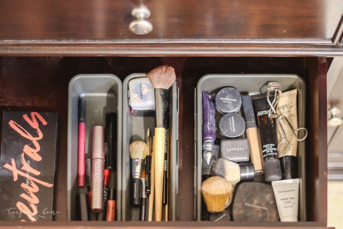 How to Organize Your Jewelry and Cosmetics | 30 Days to Less of a Hot Mess