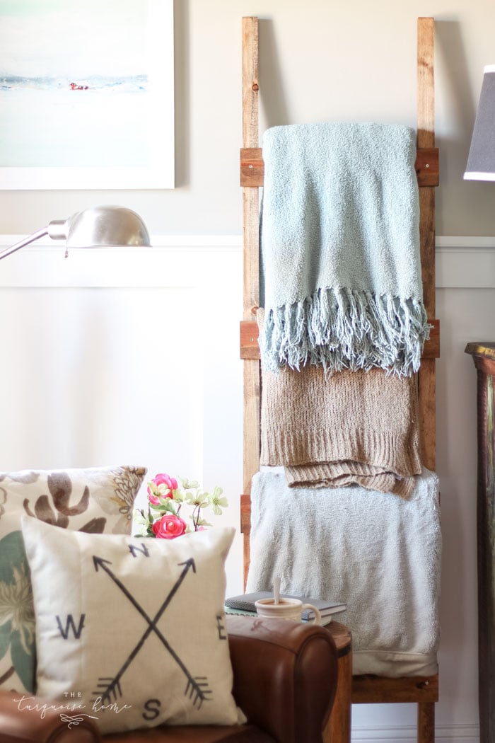 Rustic blanket ladder discount diy