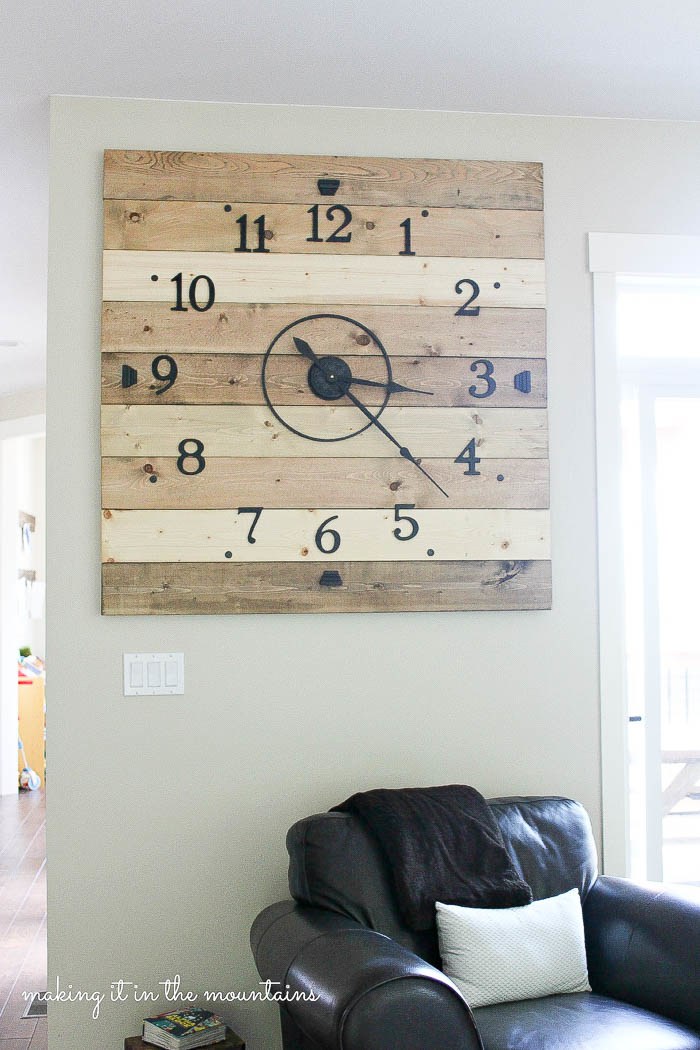 DIY Rustic Wood Plank Clock from Making it in the Mountains