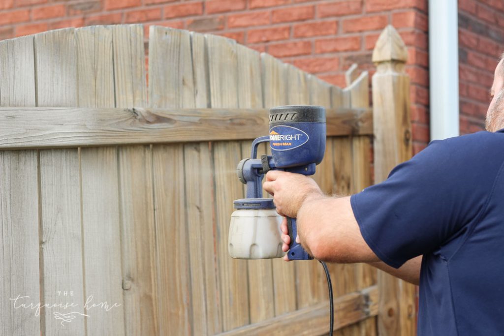 How to Paint a Wooden Fence 