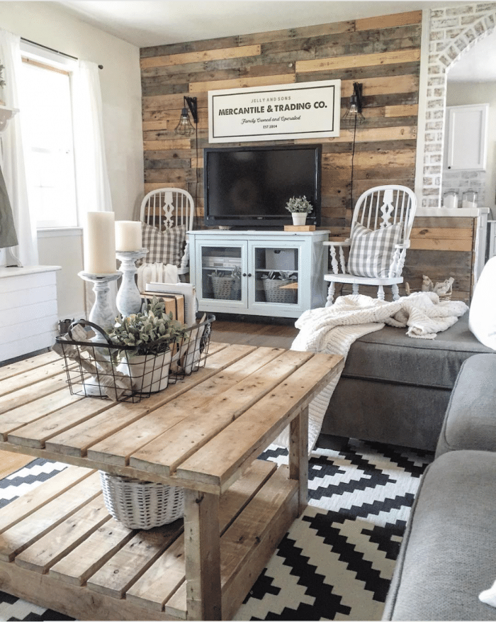 free living room farmhouse decor