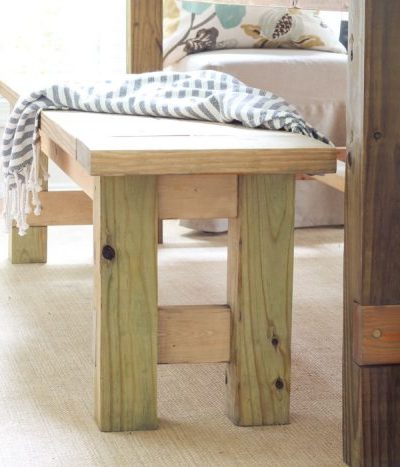 Amazing!! Build this DIY Farmhouse Bench for less than $40!
