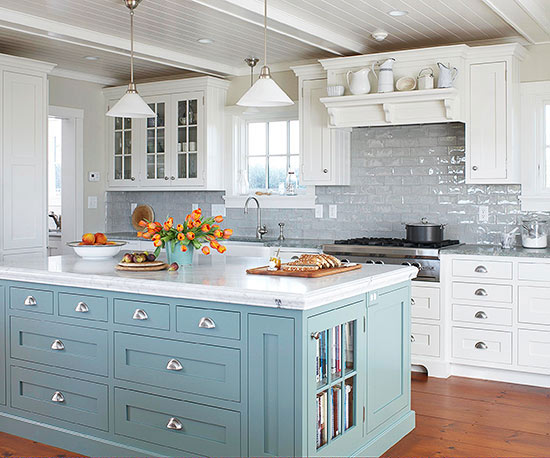 The beauty of having a turquoise kitchen island