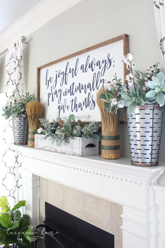 Love these simple tips for decorating for fall!! Simple farmhouse fall mantel with a DIY wooden sign 