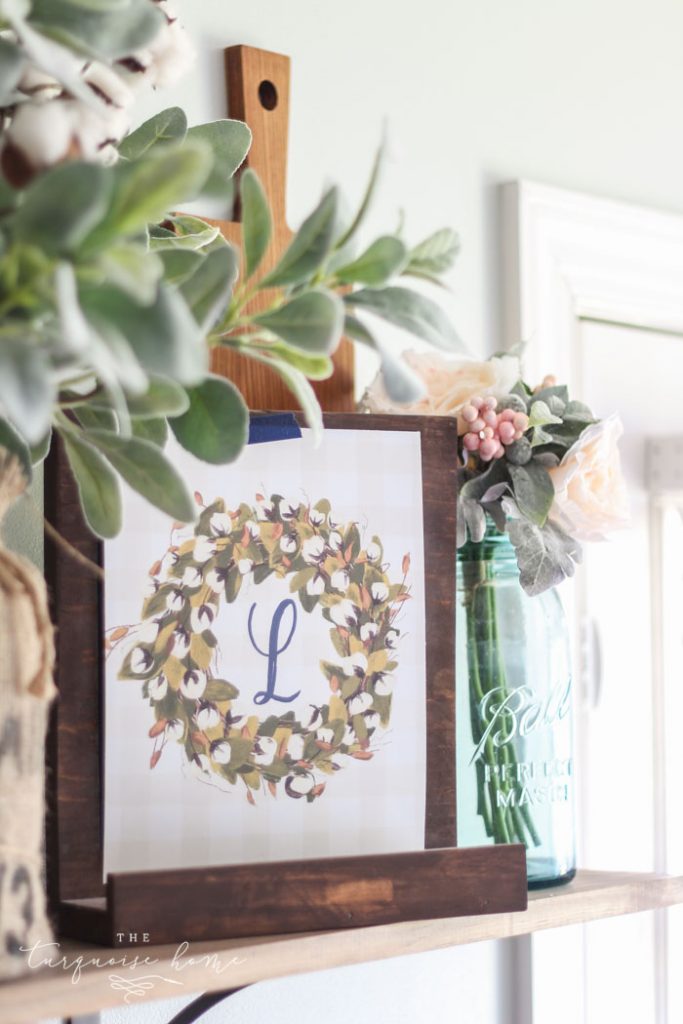 These monogramed cotton stem free printables will look so cute in a farmhouse-styled home. Grab them in any monogram! | Free Printable | Farmhouse Free Printables