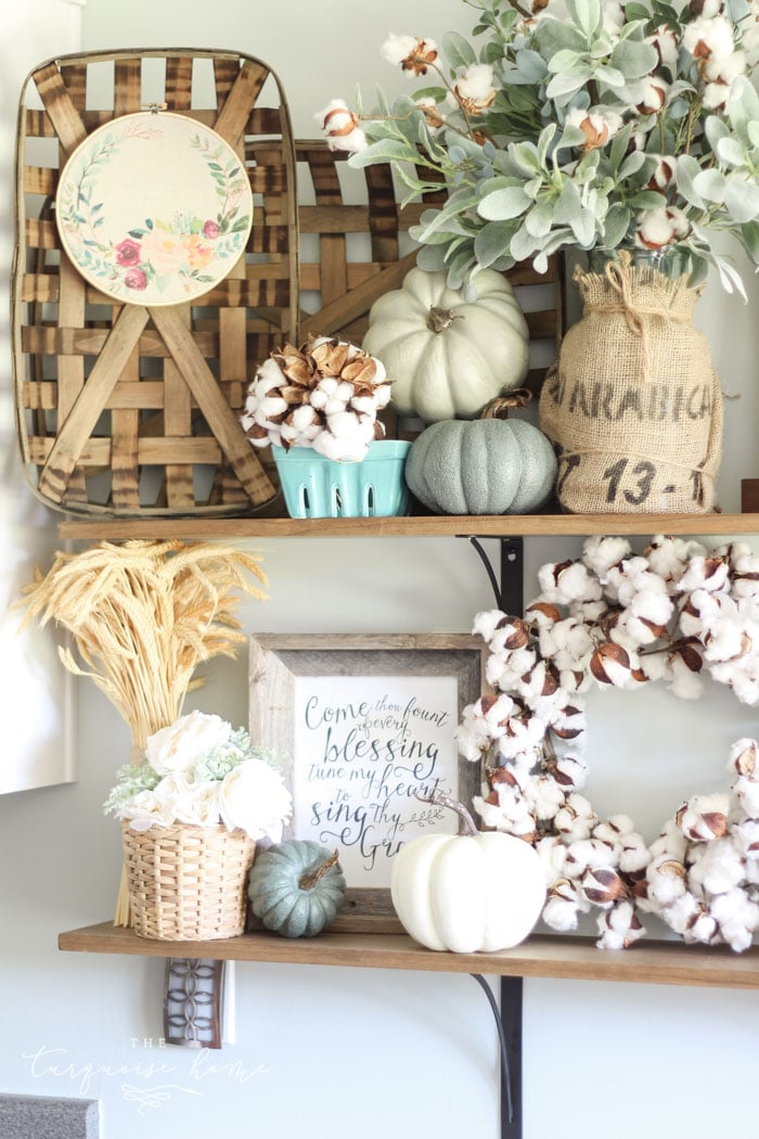 Neutral Fall Entry Way & Kitchen