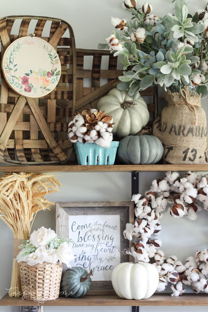 Neutral Fall Entry Way & Kitchen