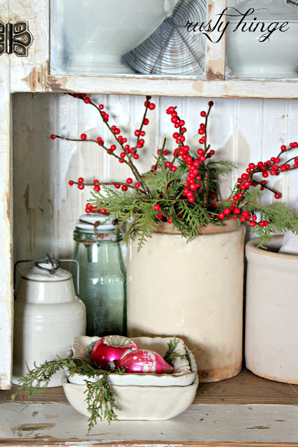 Simple Blue Christmas Kitchen Decor Ideas - Nina Hendrick Home