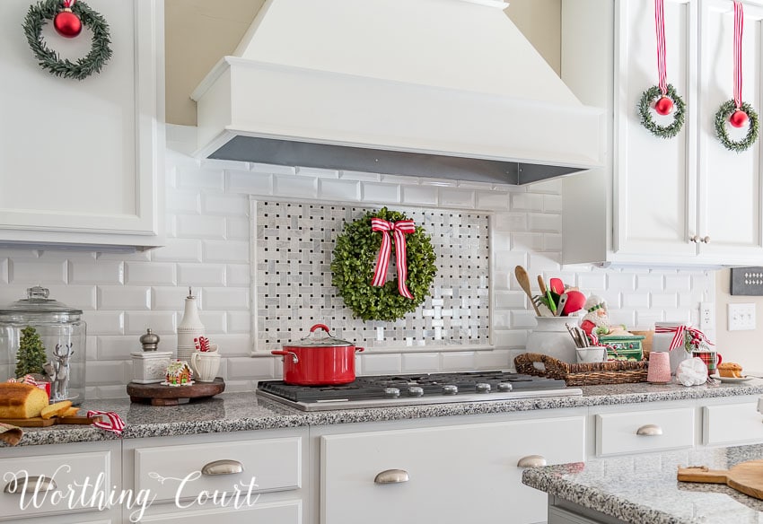 Christmas Kitchen Decor to Bring Holiday Joy to Your Home - Farmhousehub