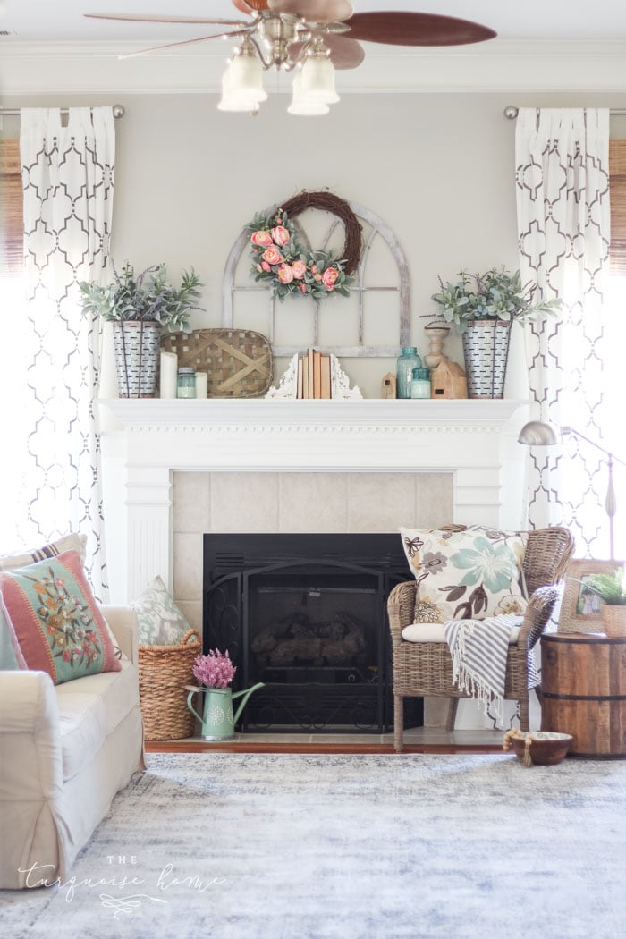 How to Decorate Your Mantel for Spring