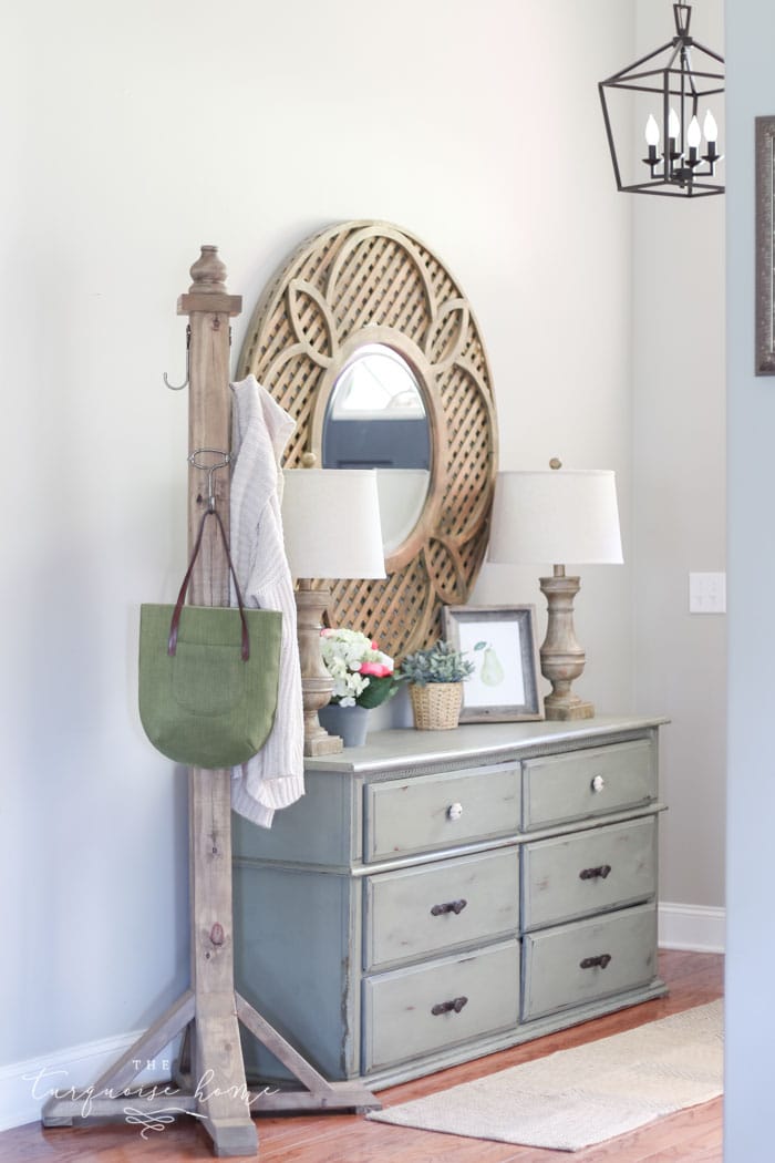 15 Small Entryway Storage Ideas - The Turquoise Home