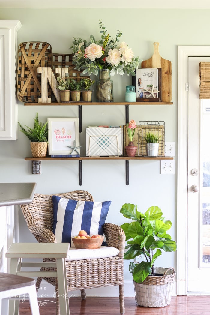 Coastal Summer Open Shelves in the Kitchen - so cute and summery! Love the free summer printables, too!