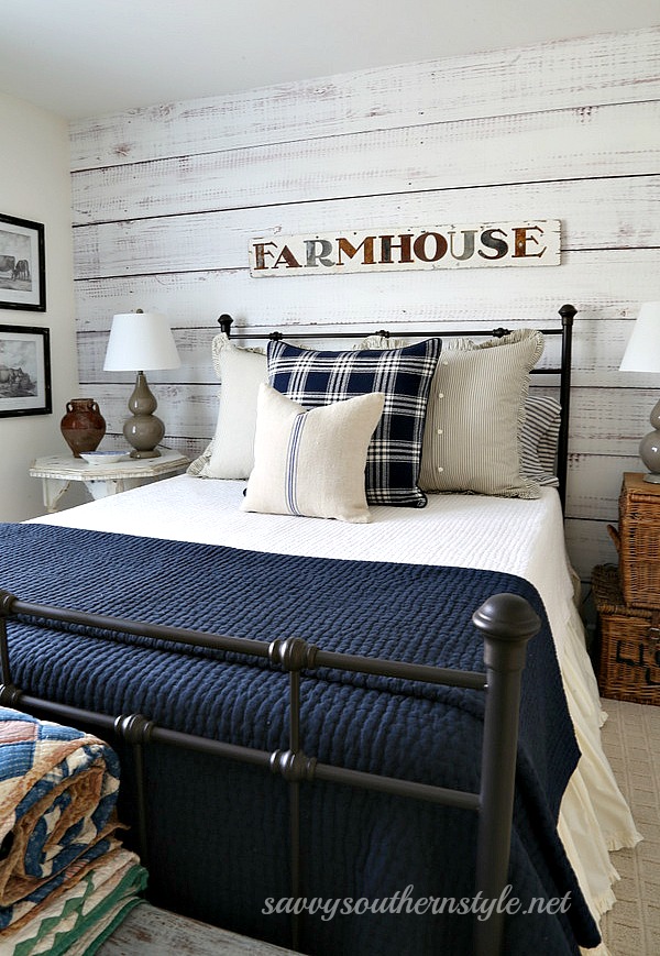 https://theturquoisehome.com/wp-content/uploads/2018/07/navy-farmhouse-bedroom.jpg