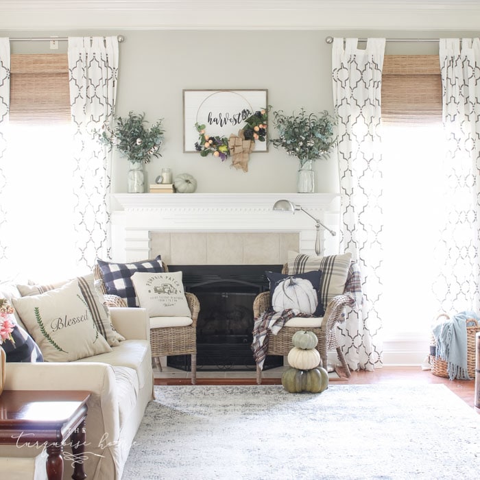 Beautiful, simple fall harvest mantel decor!