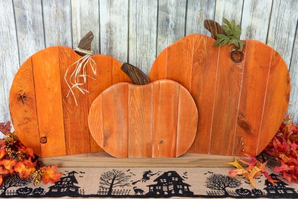 DIY Pumpkin Pallet Trio