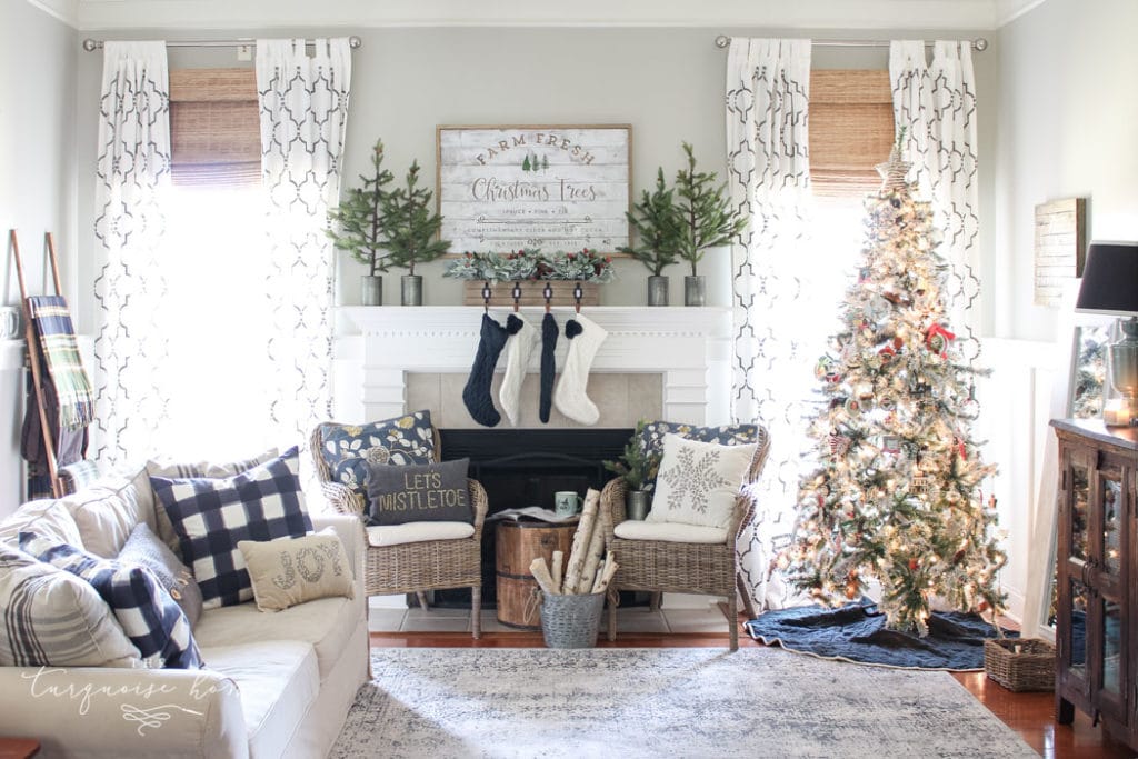 Green and Navy Christmas Mantel 2018