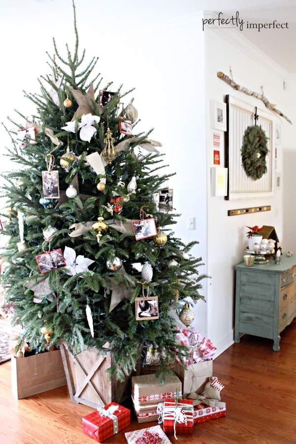 The Best Creative Christmas Tree Collars - The Turquoise Home