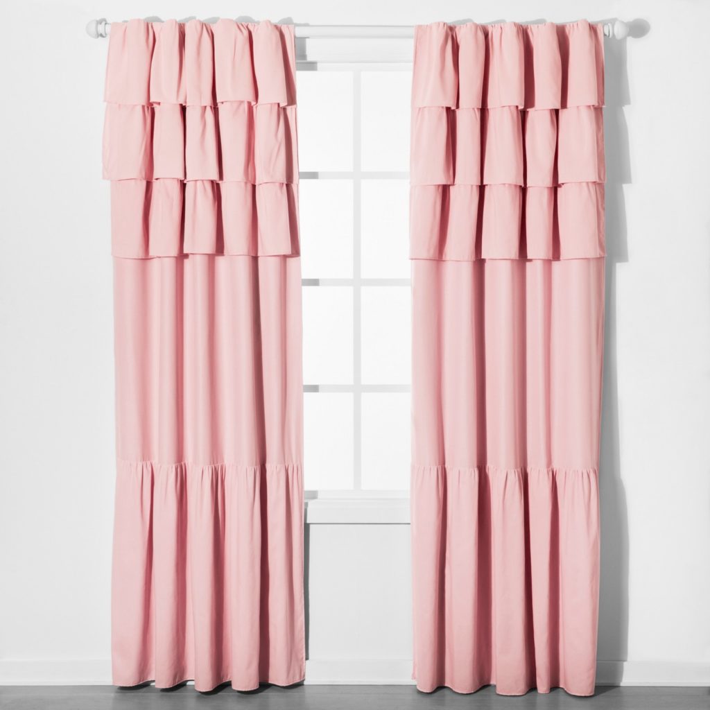 Cheap Curtain Ideas | Black Out Curtains for a tight budget