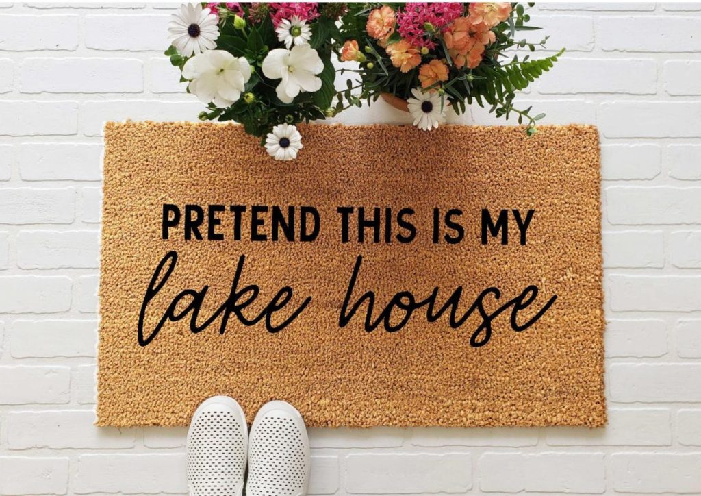 Pretend this is my lake house doormat | 25+ Cute Summer Doormats