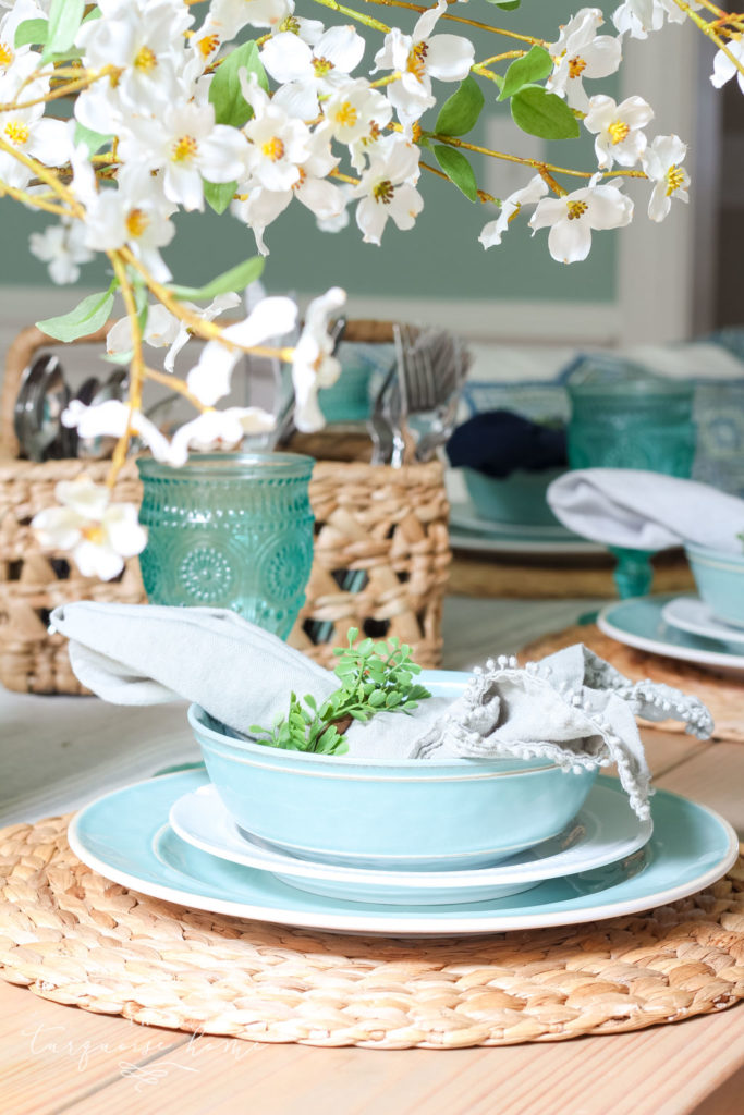 a Simple Summer Dining Room Tour - with turquoise plates and a gorgeous farmhouse table