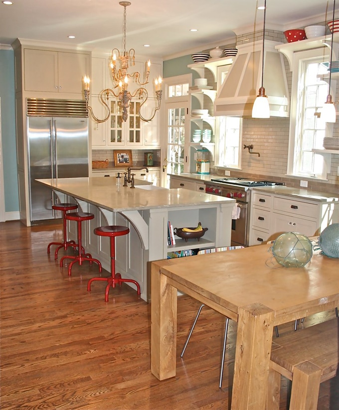 Gorgeous Wythe Blue kitchen with pops of red.
