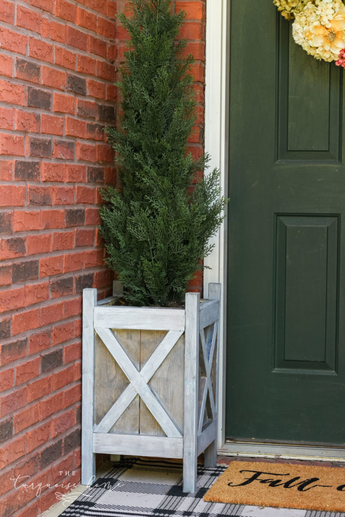 Gray washed wood technique on DIY wooden planters for the front door!