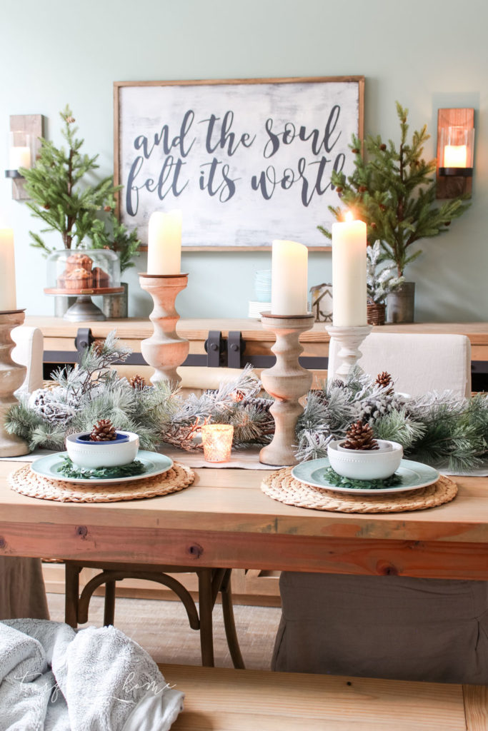 A Winter Wonderland Dining Room, Winter Dining Room Table Decoration Ideas
